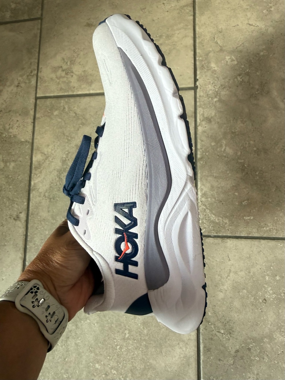 Hoka arahi 8 (6 wide)